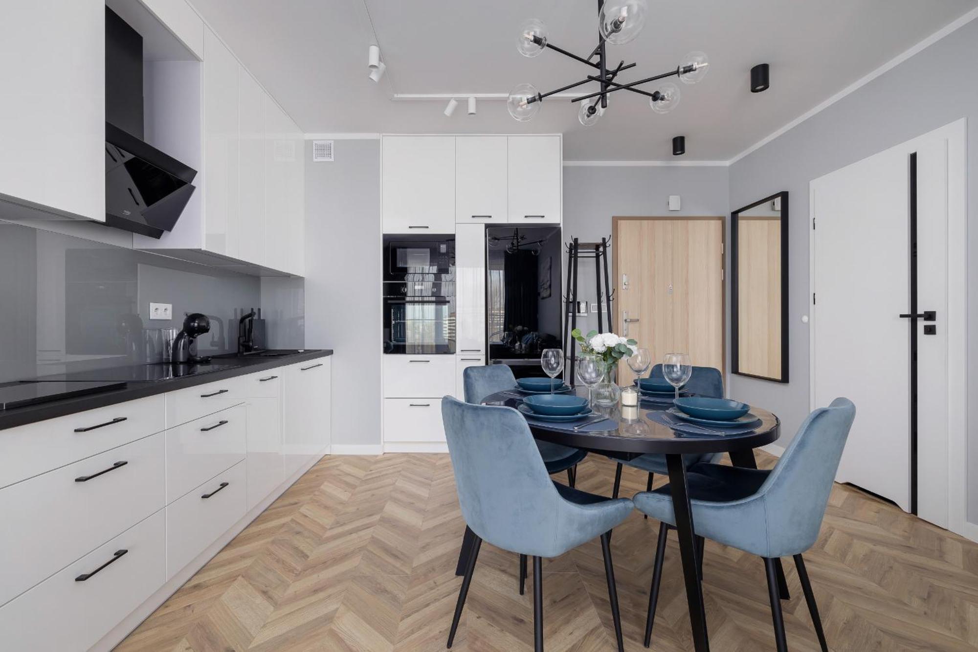 Apartment Unique With Balcony & Parking Zablocie Cracow By Renters Prestige Krakau